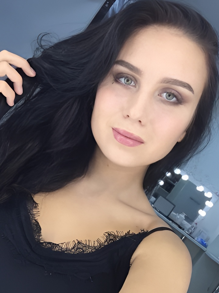 Дина привлекательная девушка из Академгородка цена от 5000 руб