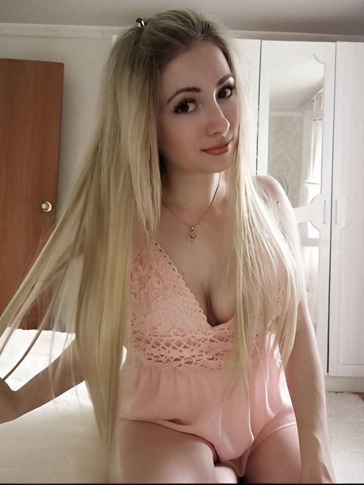 Лейла привлекательная девушка из Академгородка цена от 5000 руб