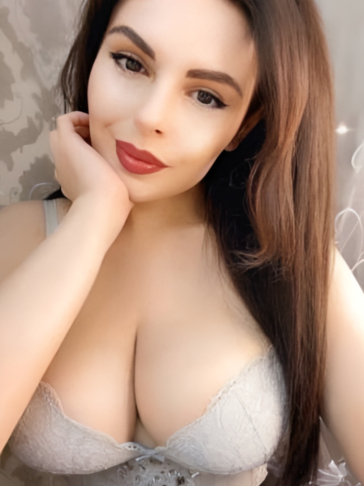 Наташа привлекательная девушка из Академгородка цена от 1500 руб