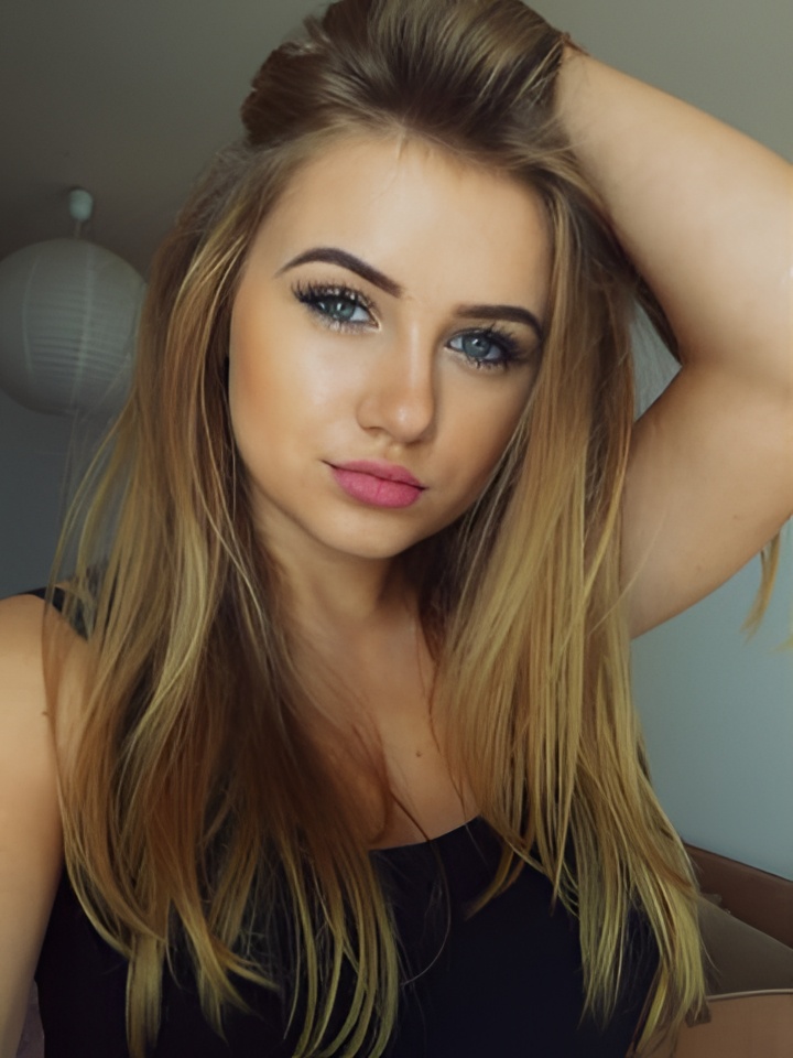 Рада привлекательная девушка из Академгородка цена от 3000 руб