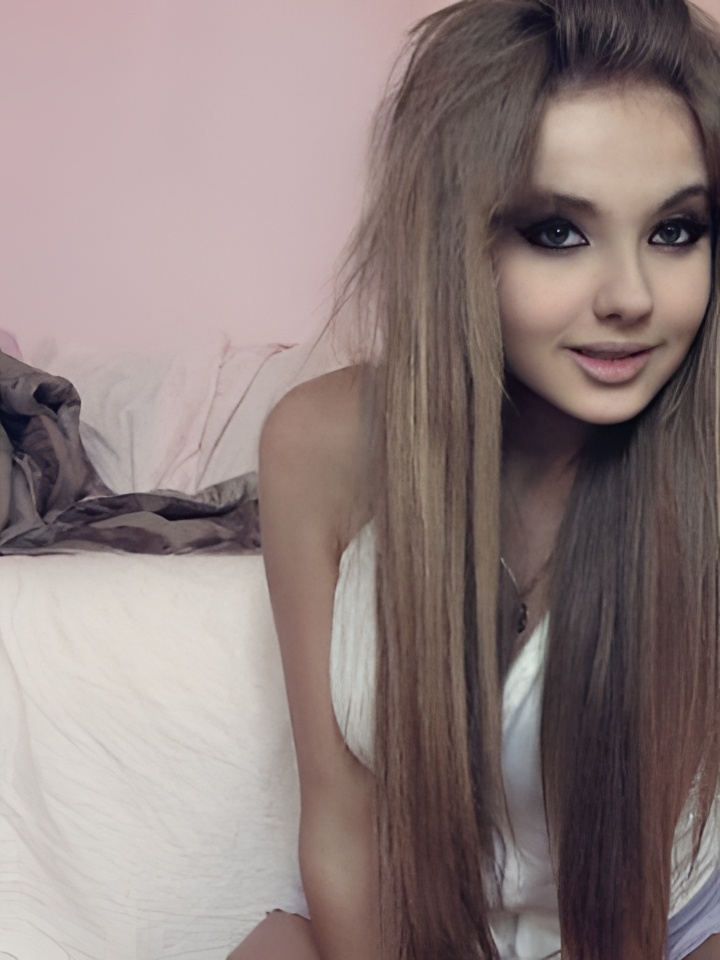 Юстина привлекательная девушка из Академгородка цена от 5000 руб