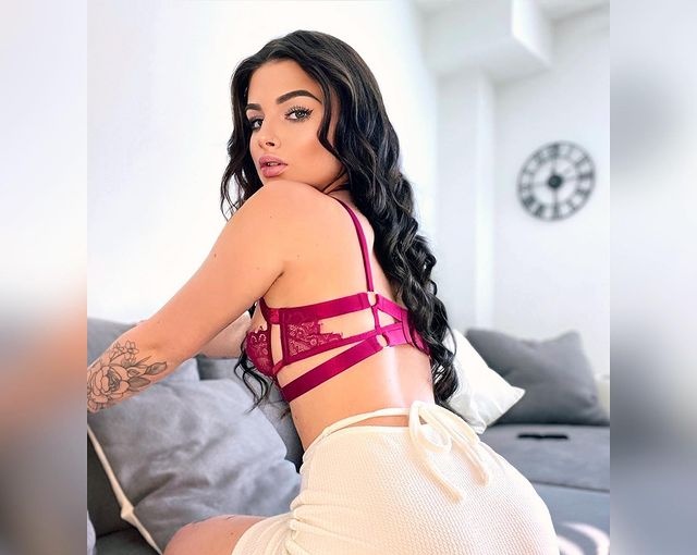 Катерина привлекательная девушка из Академгородка цена от 8000 руб