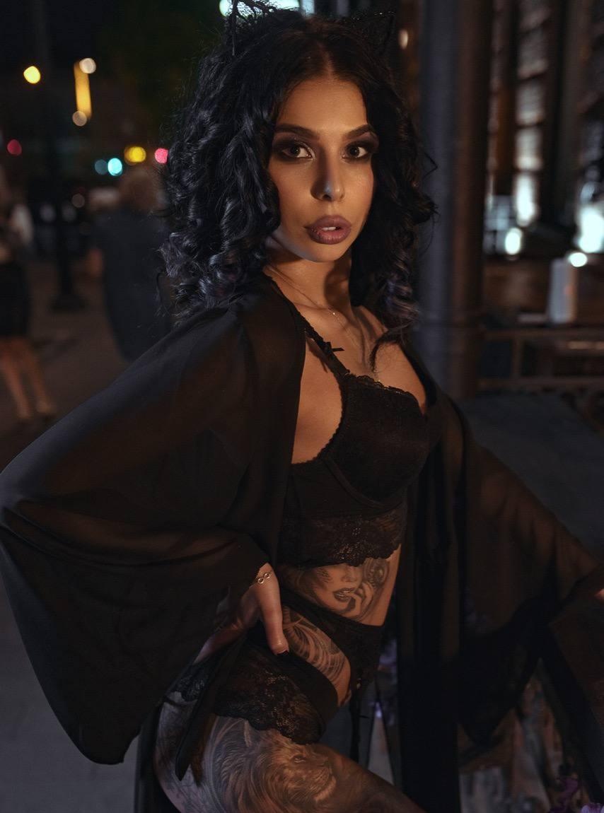 Марина привлекательная девушка из Академгородка цена от 4000 руб